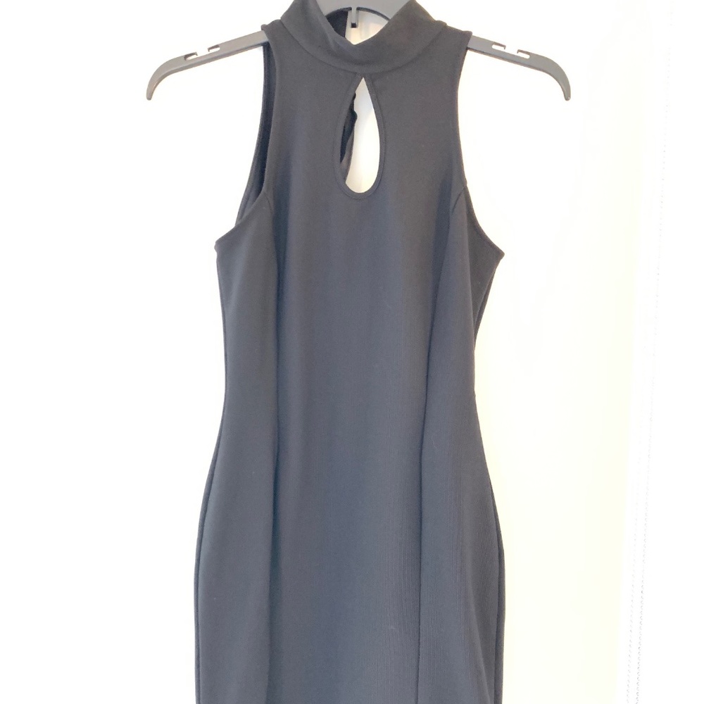 Forever 21 Size Large black body con dress with keyhole halter neck